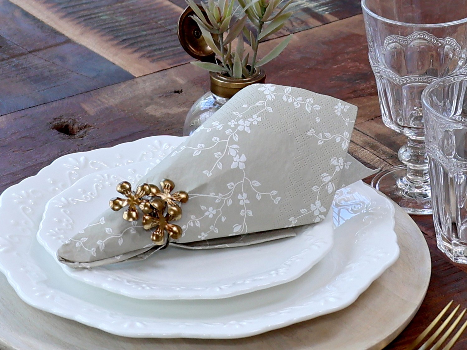 Serviette mit Blumen