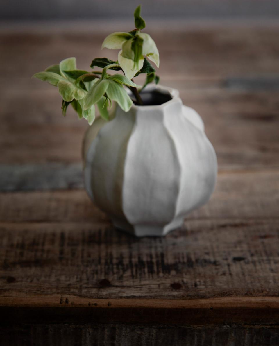 Vase naturweiß