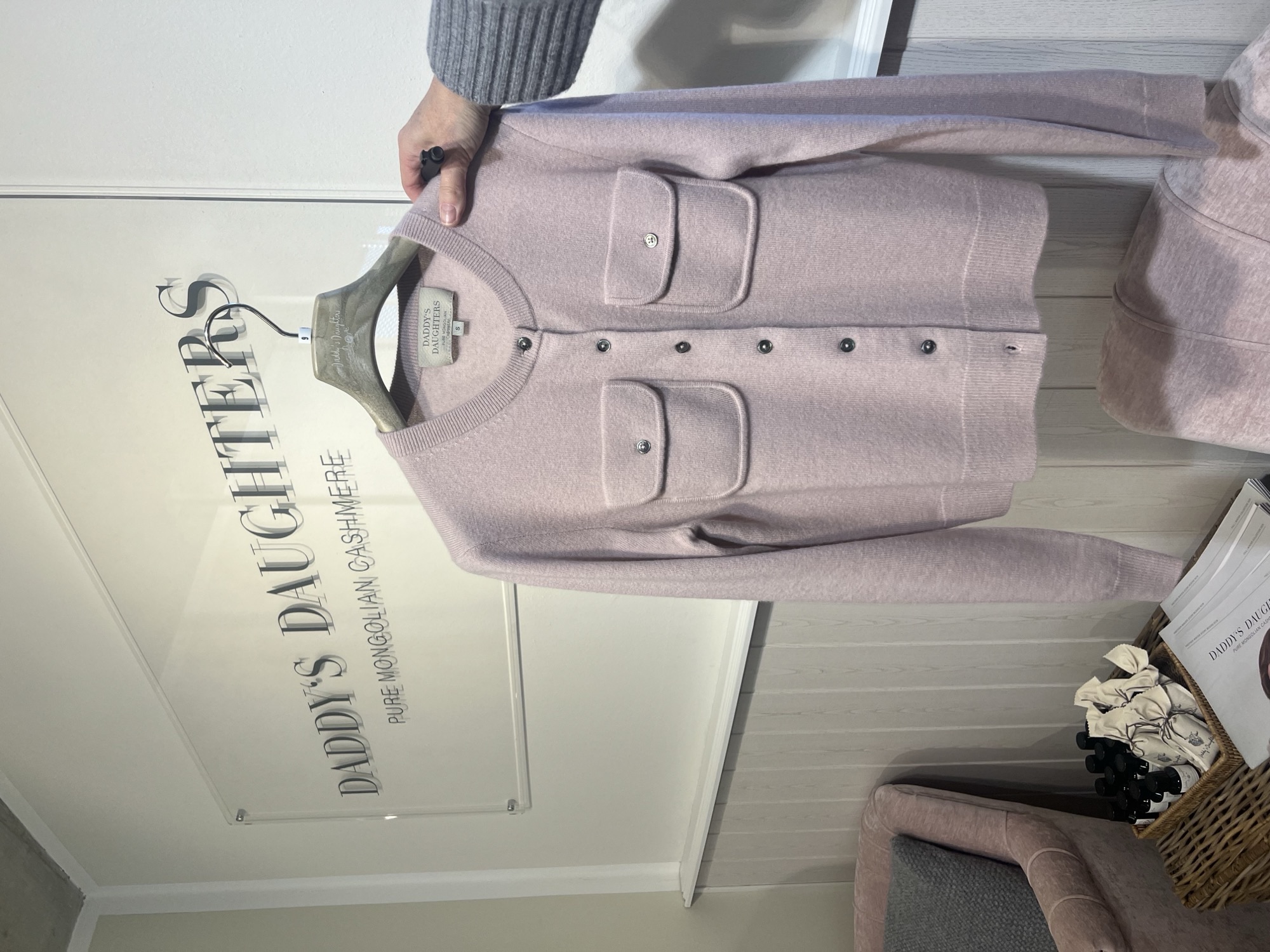 Kaschmir Cardigan Barton powder