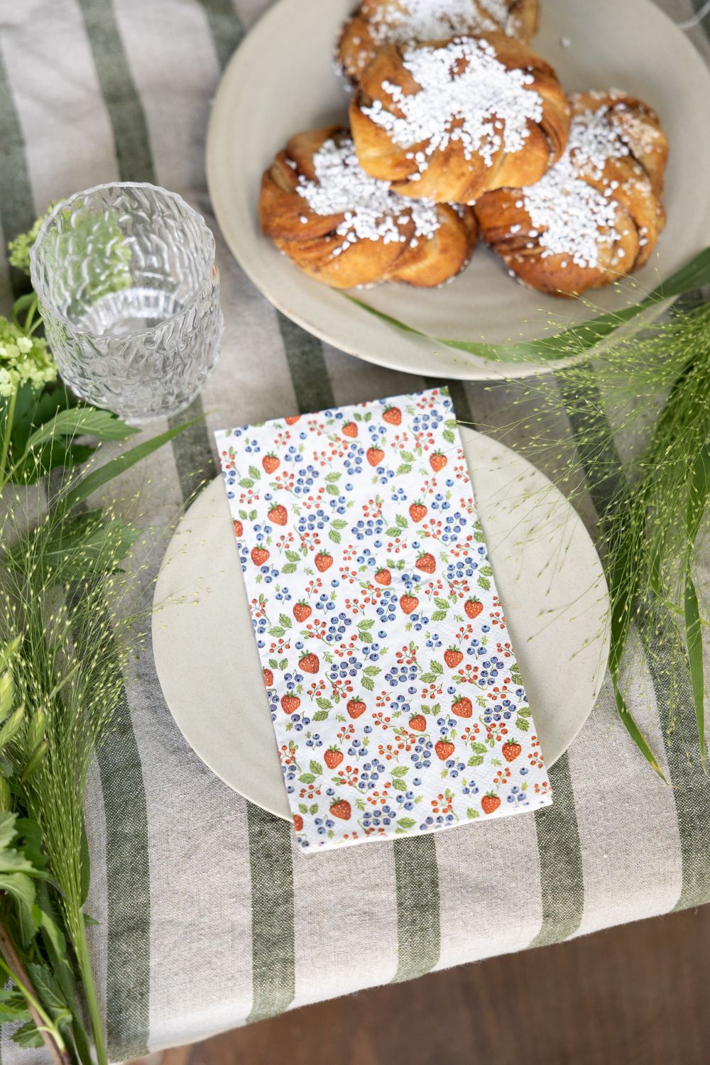 Servietten Beerenmotiv Bär