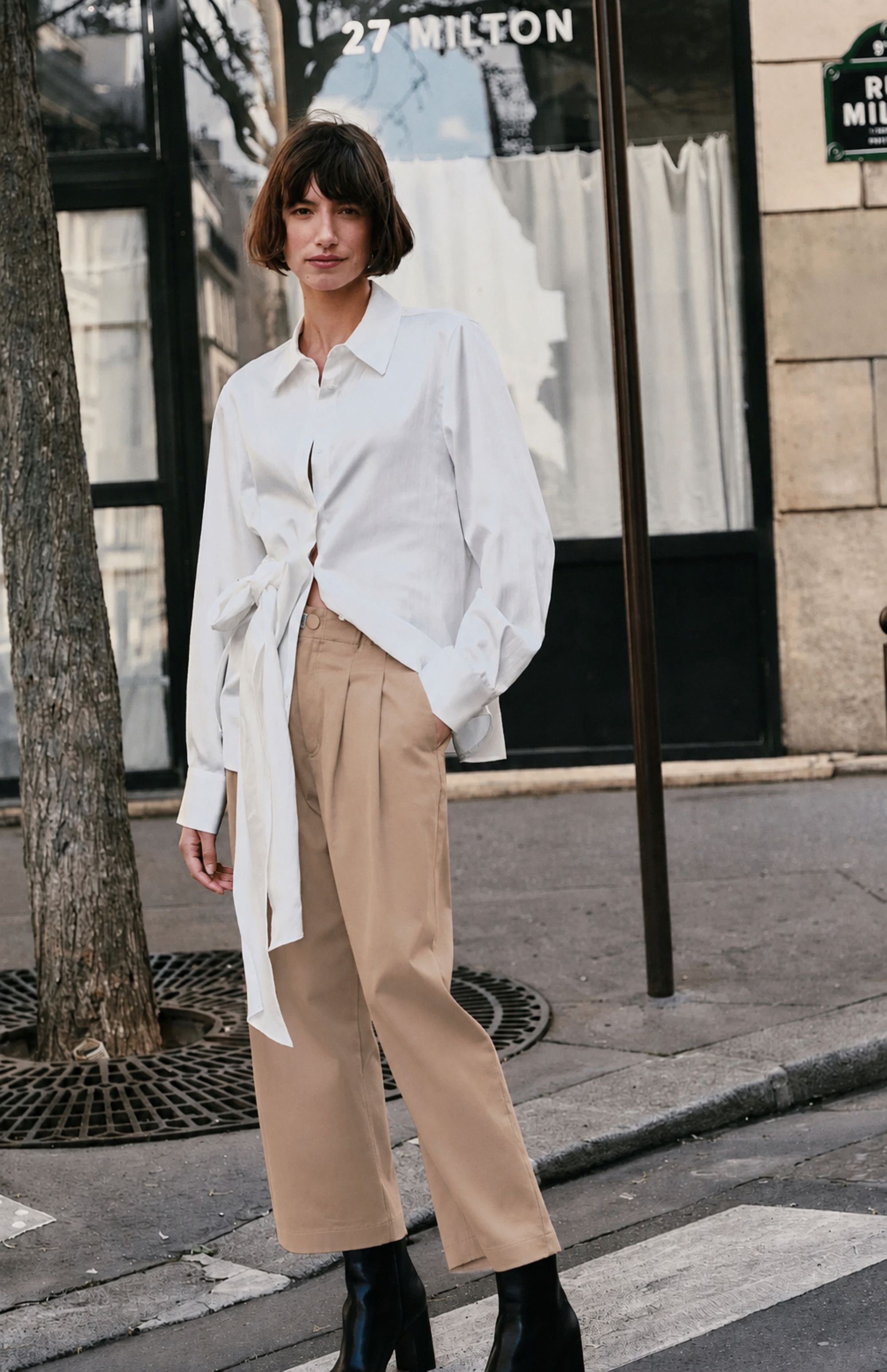 Hose 35_The Mini L beige