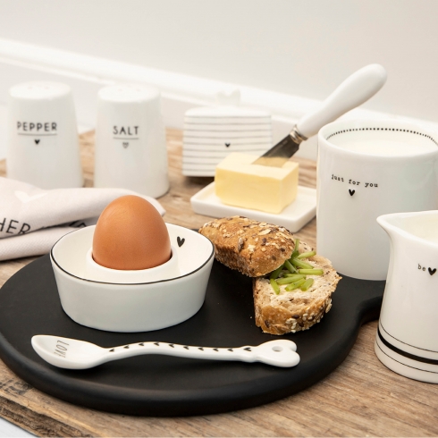 Eierbecher white heart in black