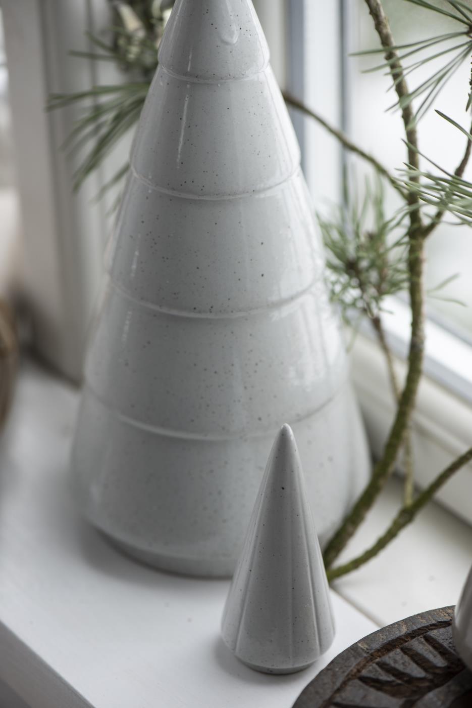 Tannenbaum stehend gerillt vertikal S